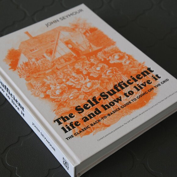 Brand new edition of The Self-Sufficient Life and How to Live it. - Picture 5 of 5